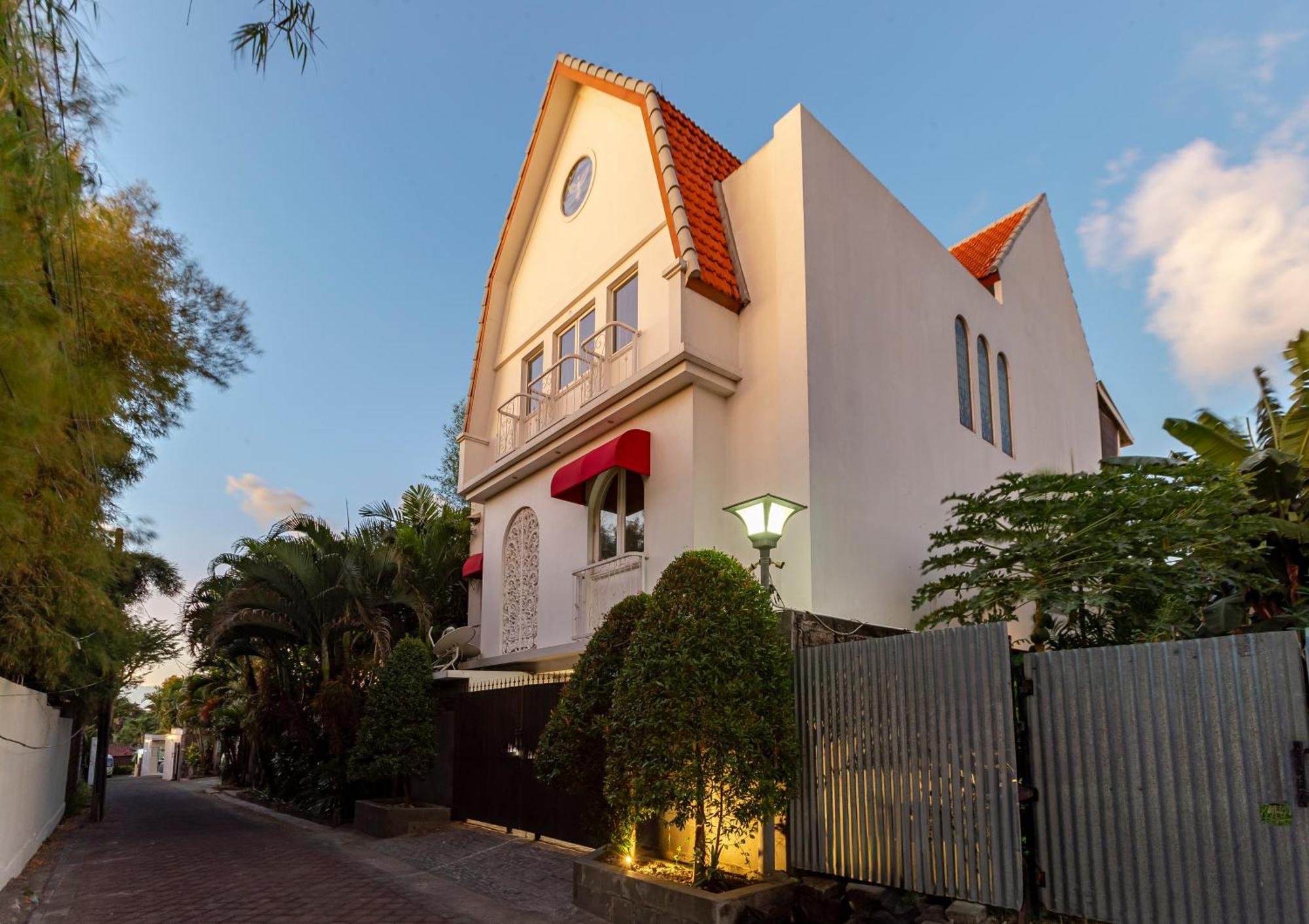 The Lavana Batavia Residence Umalas Семиньяк Экстерьер фото